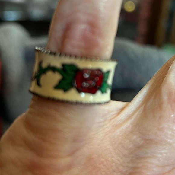 Rose print enamel band ring - Picture 2 of 5
